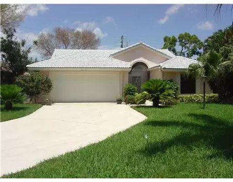 8331 Leeway Ln, Boynton Beach, FL 33436 photo 1