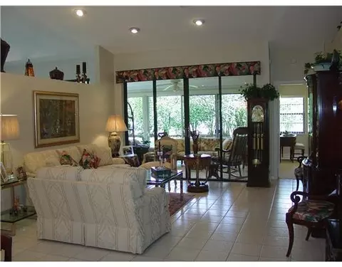 8331 Leeway Ln, Boynton Beach, FL 33436 photo 3