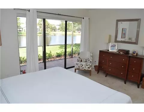 3853 Cape Pointe Cir, Jupiter, FL 33477 photo 10
