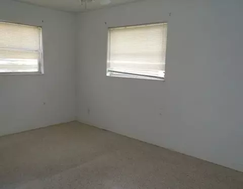 2413 SE Washington St, Stuart, FL 34997 photo 6