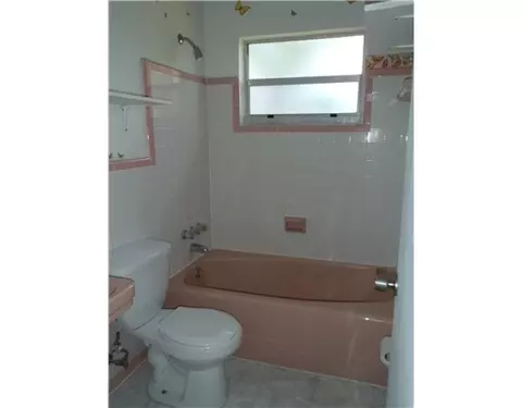 2413 SE Washington St, Stuart, FL 34997 photo 7