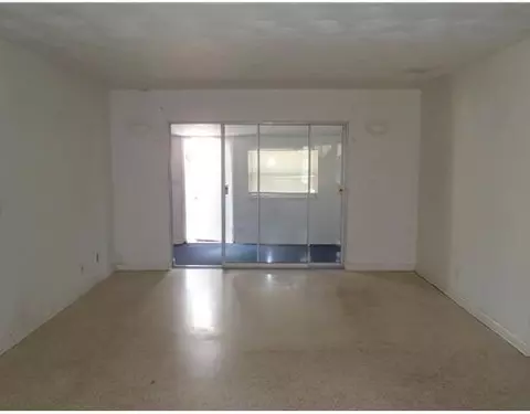 2413 SE Washington St, Stuart, FL 34997 photo 3