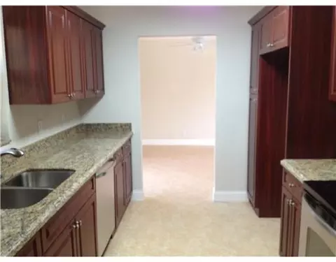 19910 Jasmine Dr, Jupiter, FL 33469 photo 3