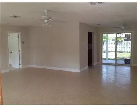 19910 Jasmine Dr, Jupiter, FL 33469 photo 6