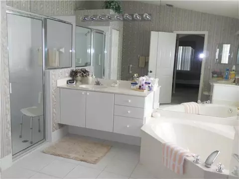 7273 Modena Dr, Boynton Beach, FL 33437 photo 6