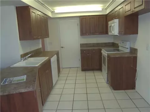 3271 SE Court Dr, Stuart, FL 34997 photo 4