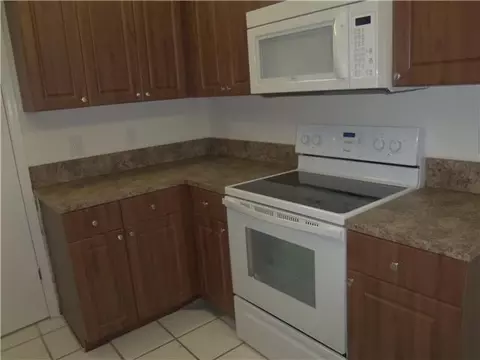 3271 SE Court Dr, Stuart, FL 34997 photo 5