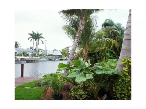 668 Eagle Dr, Delray Beach, FL 33444 photo 2