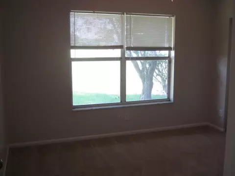 114 Adobe Cir, Jupiter, FL 33458 photo 9