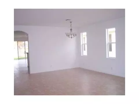 1255 SE Kirk St, Stuart, FL 34997 photo 2