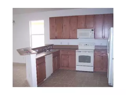 1255 SE Kirk St, Stuart, FL 34997 photo 3