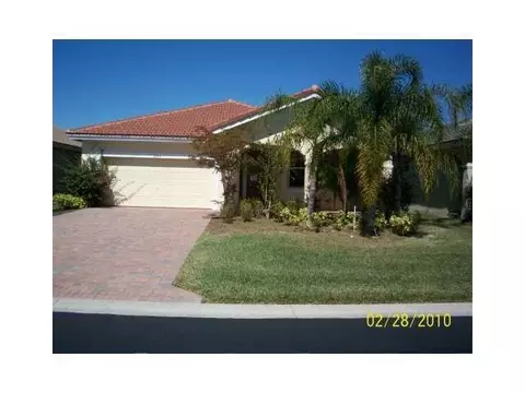 1255 SE Kirk St, Stuart, FL 34997 photo 1