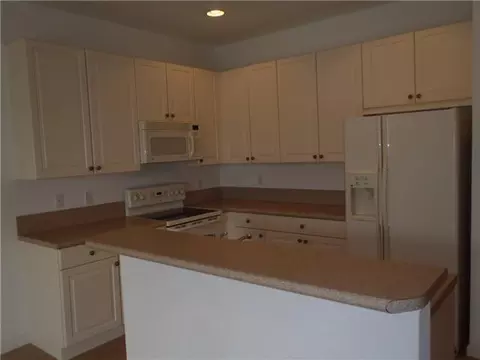 372 SE Bloxham Way, Stuart, FL 34997 photo 3