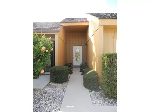 2852 SE Fairway, Stuart, FL 34997 photo 3