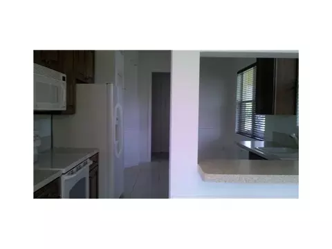 427 SE Walking Path, Stuart, FL 34997 photo 3