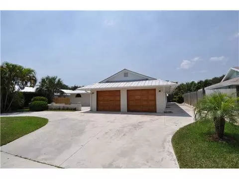 5444 Harbor Ter, Stuart, FL 34997 photo 3
