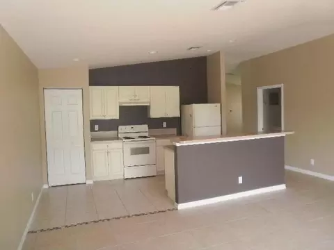 4693 Graham Dr, Stuart, FL 34997 photo 5