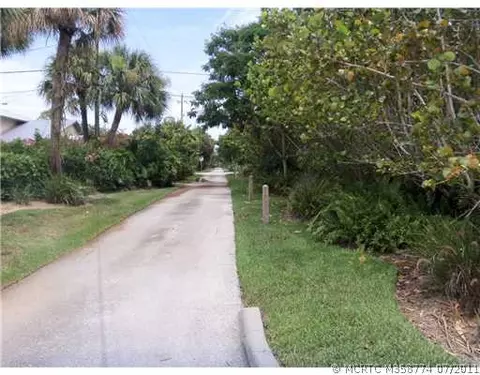 3324 Fairway E, Stuart, FL 34997 photo 17