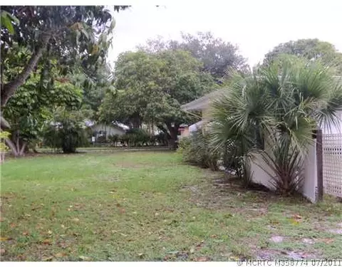 3324 Fairway E, Stuart, FL 34997 photo 13