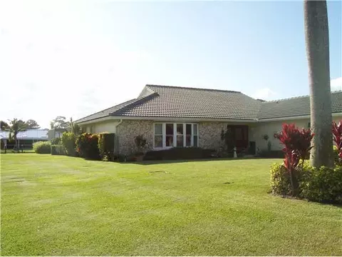 3324 Fairway E, Stuart, FL 34997 photo 2