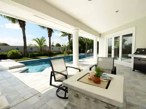 112 Olympus Way, Jupiter, FL 33477 photo 2