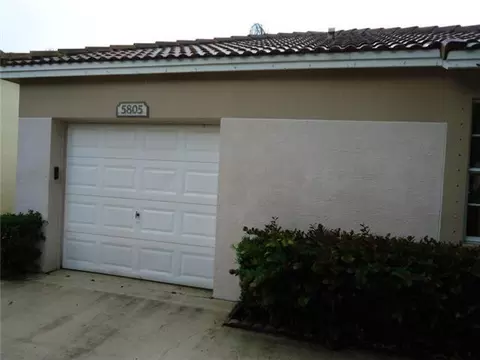 5805 Eagle Cay Ln, Coconut Creek, FL 33073 photo 2