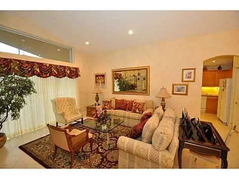 7673 Caprio Dr, Boynton Beach, FL 33472 photo 3