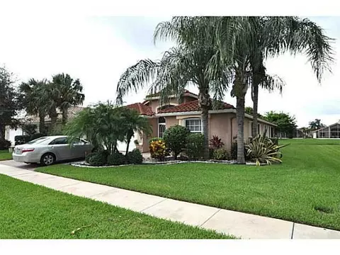 7673 Caprio Dr, Boynton Beach, FL 33472 photo 1