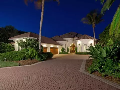 219 Commodore Dr, Jupiter, FL 33477 photo 2
