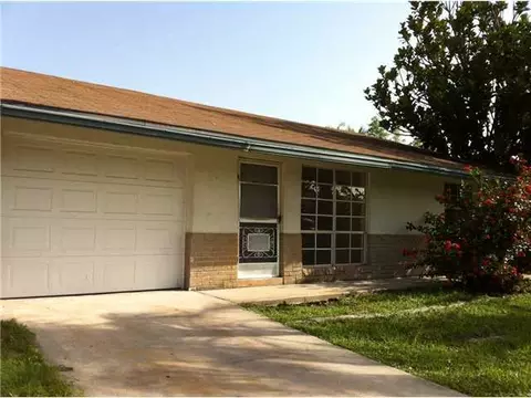 27 Erie Ter, Stuart, FL 34997 photo 2
