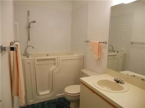 6790 SE Lillian Ct, Stuart, FL 34997 photo 8