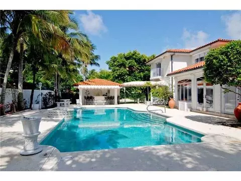 124 Cocoanut Row, Palm Beach, FL 33480 photo 2