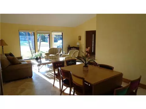 122 Coco Ln, Jupiter, FL 33458 photo 3