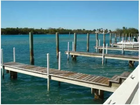 275 Beach #102-E, Tequesta, FL 33469 photo 7