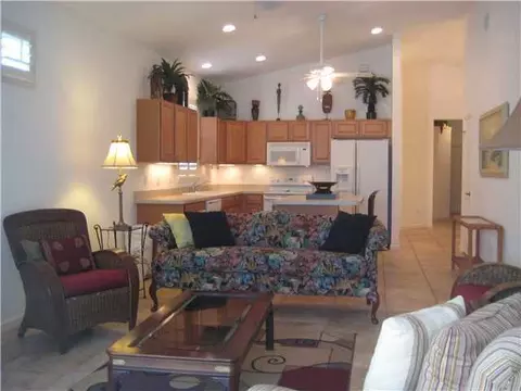 4651 SE Bridgetown Ct, Stuart, FL 34997 photo 3