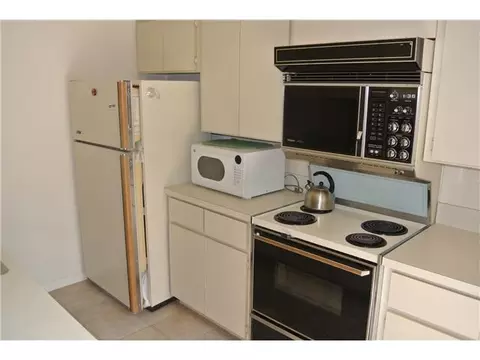 3104 31st Ct, Jupiter, FL 33477 photo 6