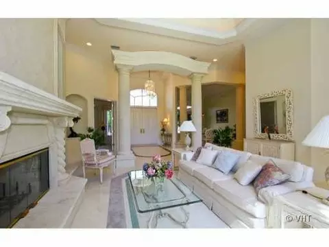 136 Olympus Way, Jupiter, FL 33477 photo 2