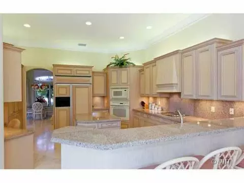 136 Olympus Way, Jupiter, FL 33477 photo 4
