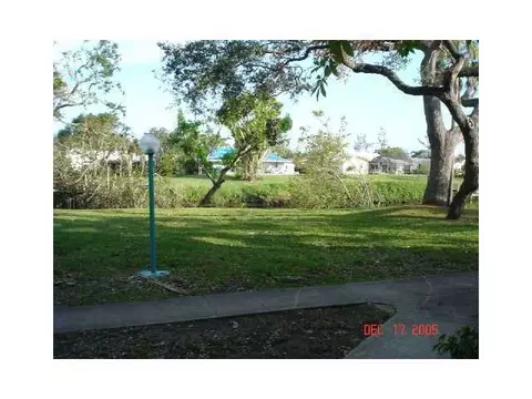 642 13th St #21, Boca Raton, FL 33486 photo 9