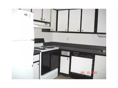 642 13th St #21, Boca Raton, FL 33486 photo 2