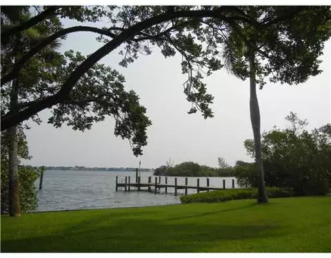 5111 Laird Ln, Jupiter, FL 33458 photo 5