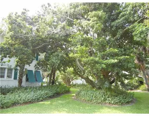 5111 Laird Ln, Jupiter, FL 33458 photo 8