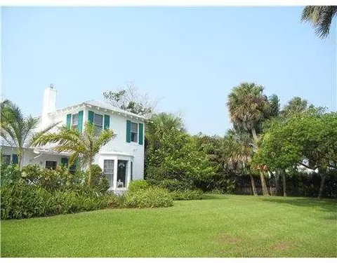 5111 Laird Ln, Jupiter, FL 33458 photo 3