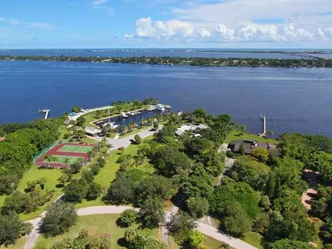 201 SE Harbor Point Dr, Stuart, FL 34996 photo 24