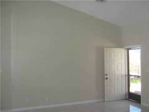 424 Wright Dr, FL 33461 photo 3
