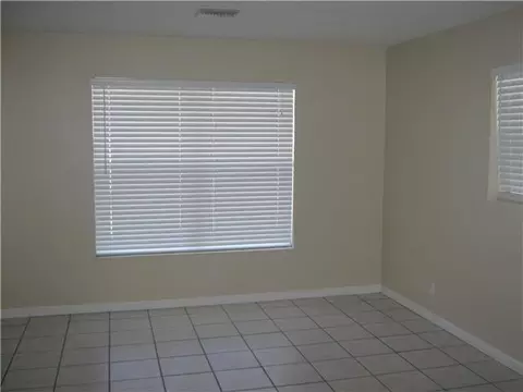 424 Wright Dr, FL 33461 photo 8