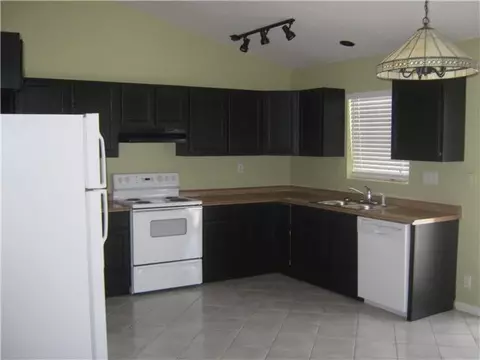 424 Wright Dr, FL 33461 photo 6