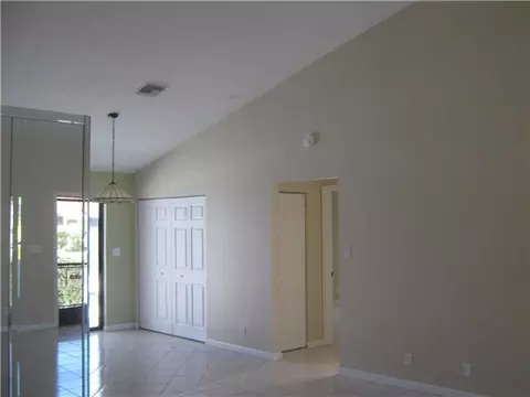 424 Wright Dr, FL 33461 photo 5