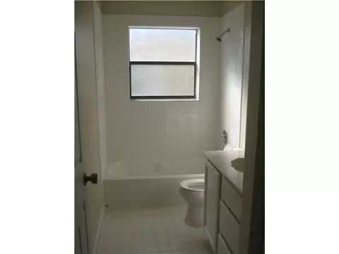 424 Wright Dr, FL 33461 photo 13