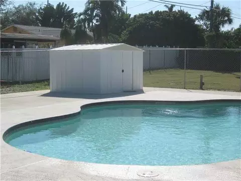 424 Wright Dr, FL 33461 photo 16